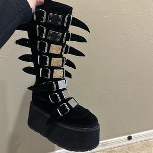 Demonia damned-318 barely worn, no box, good condition